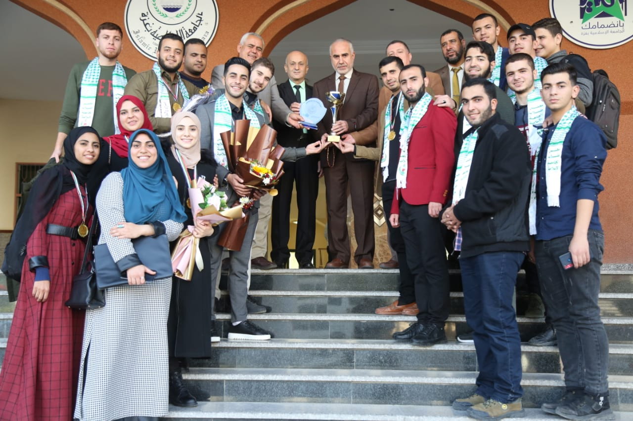 IUG Team Wins 2021 Debate Tournament of Gaza Universities