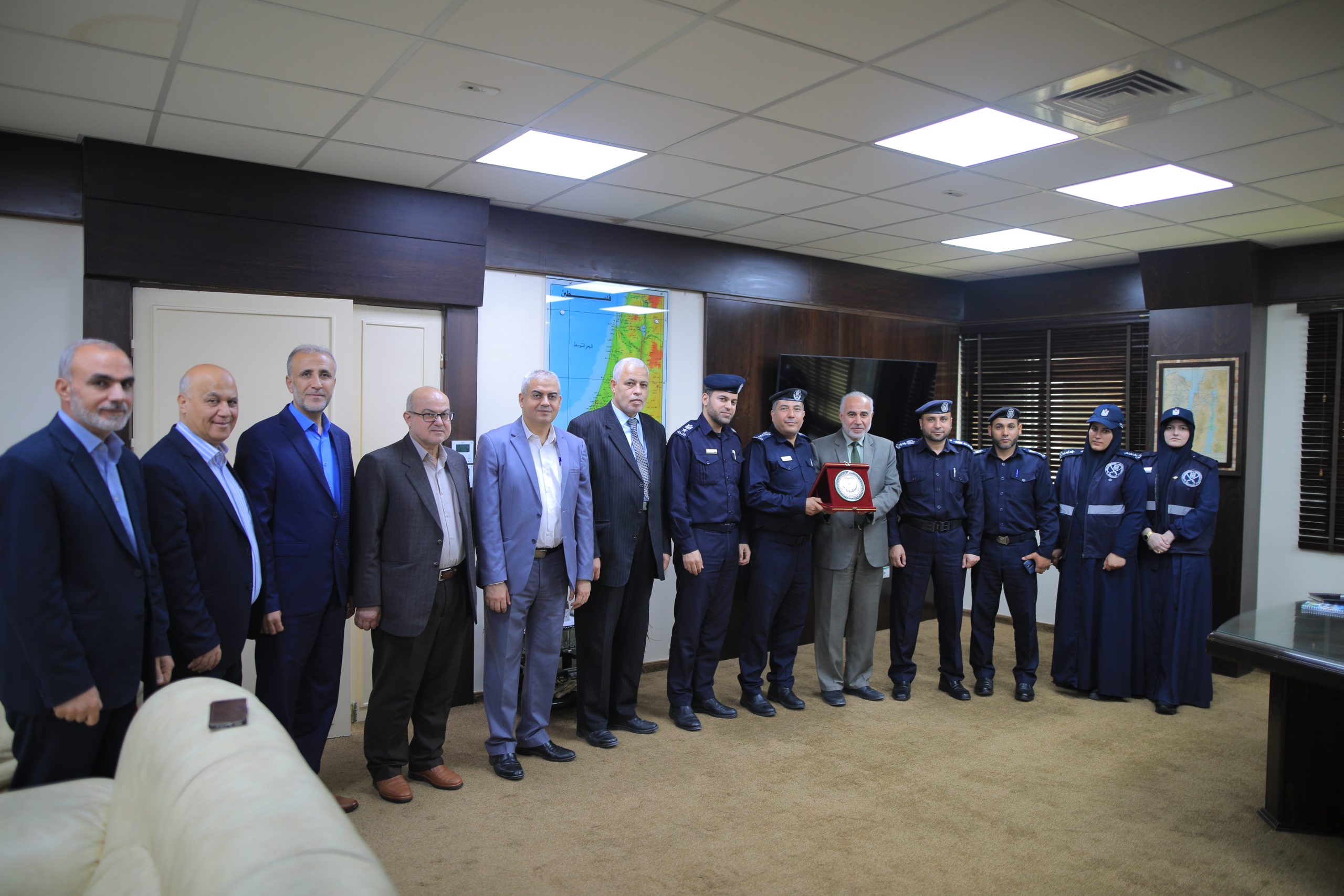 A delegation from Department of Grievances and Human Rights visits IUG and discusses ways of mutual cooperation