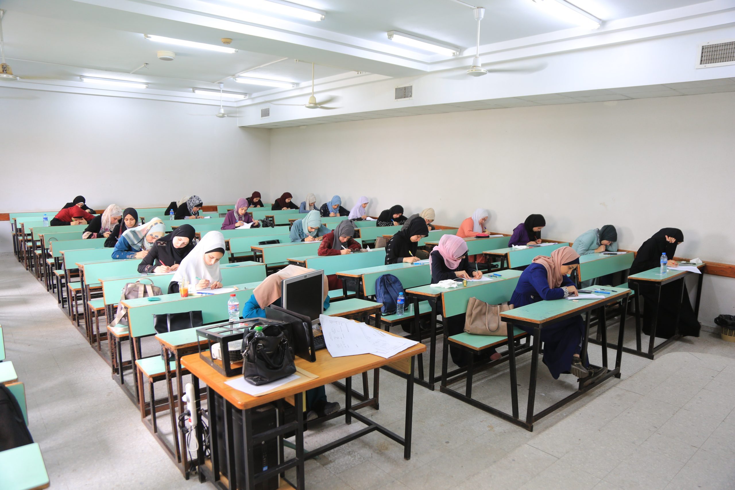 بدء امتحانات نهاية الفصل الدراسي الثاني 2022/2023م في الجامعة الإسلامية
