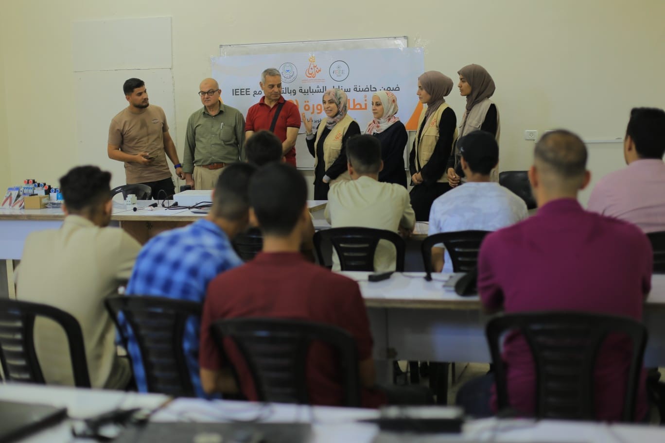 بحث التعاون المشترك بين فرع معهد مهندسي الكهرباء والإلكترونيات “IEEE” بالجامعة وحاضنة سنابل الشبابية
